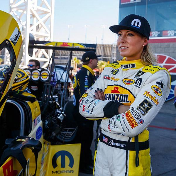 Leah Pritchett racing photo 68