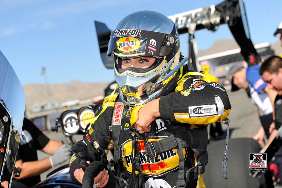 Leah Pritchett racing photo 35