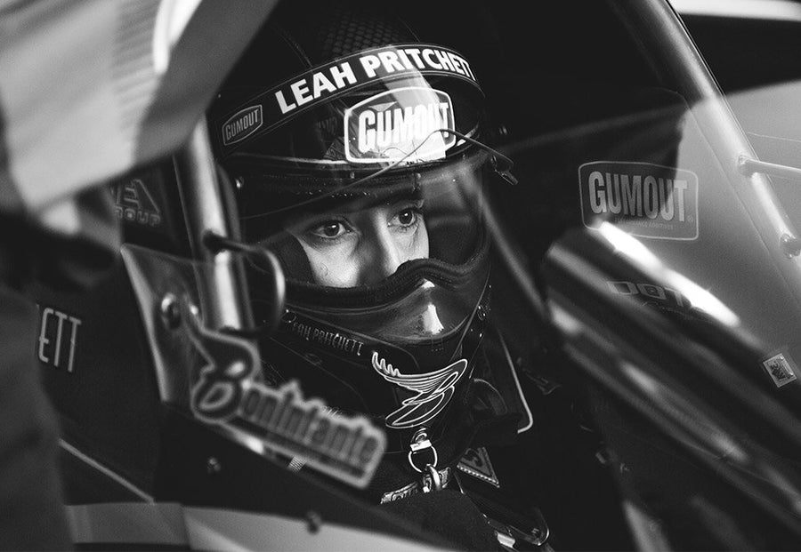 Leah Pritchett racing photo 59